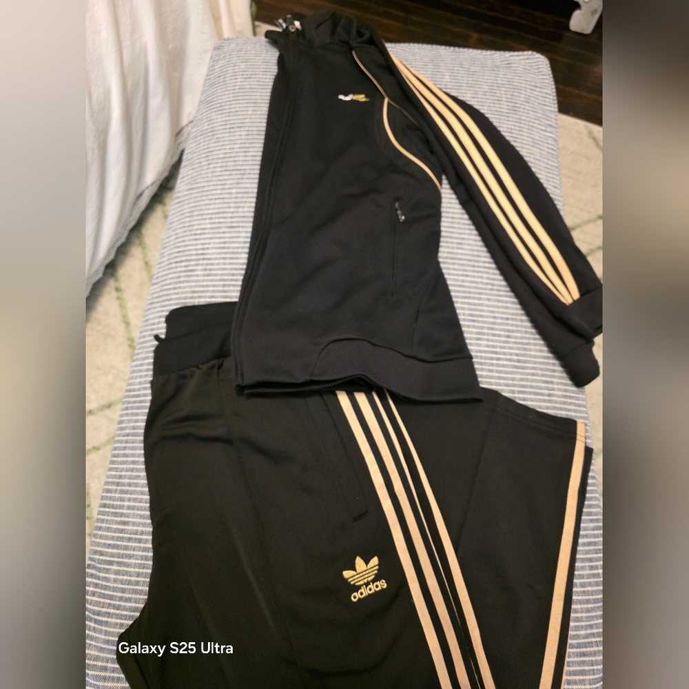 NWOT Adidas Women's Black and Gold Tracksuit XL